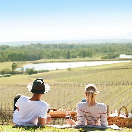 Audrey Wilkinson Vineyard Guest House Pokolbin Exterior foto